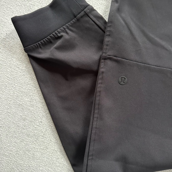 NWT - Lululemon Men’s ABC Jogger - Black - Picture 6 of 11